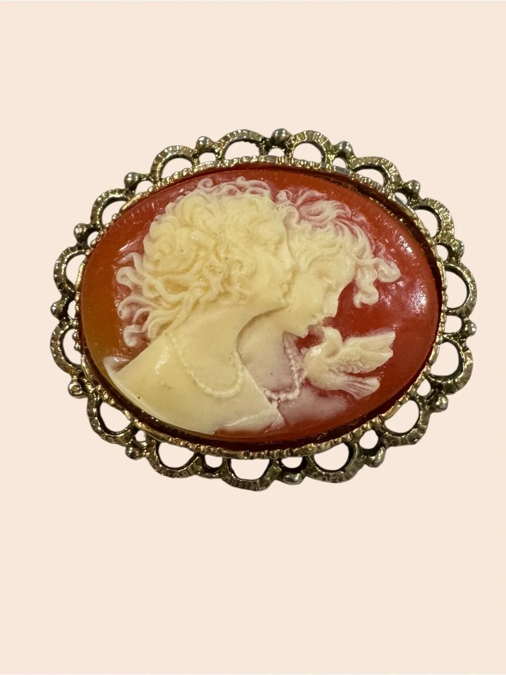 VINTAGE FAUX CAMEO BROOCH TWO WOMEN LADIES DOVE LOVE BIRD UNSIGNED